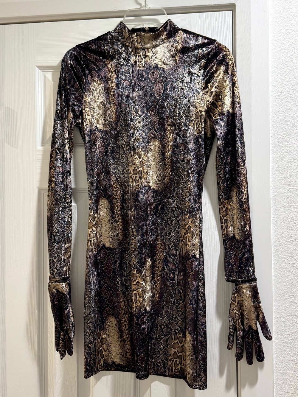 Long Sleeve Snake-Print Metallic Mini Dress in Black & Gold
